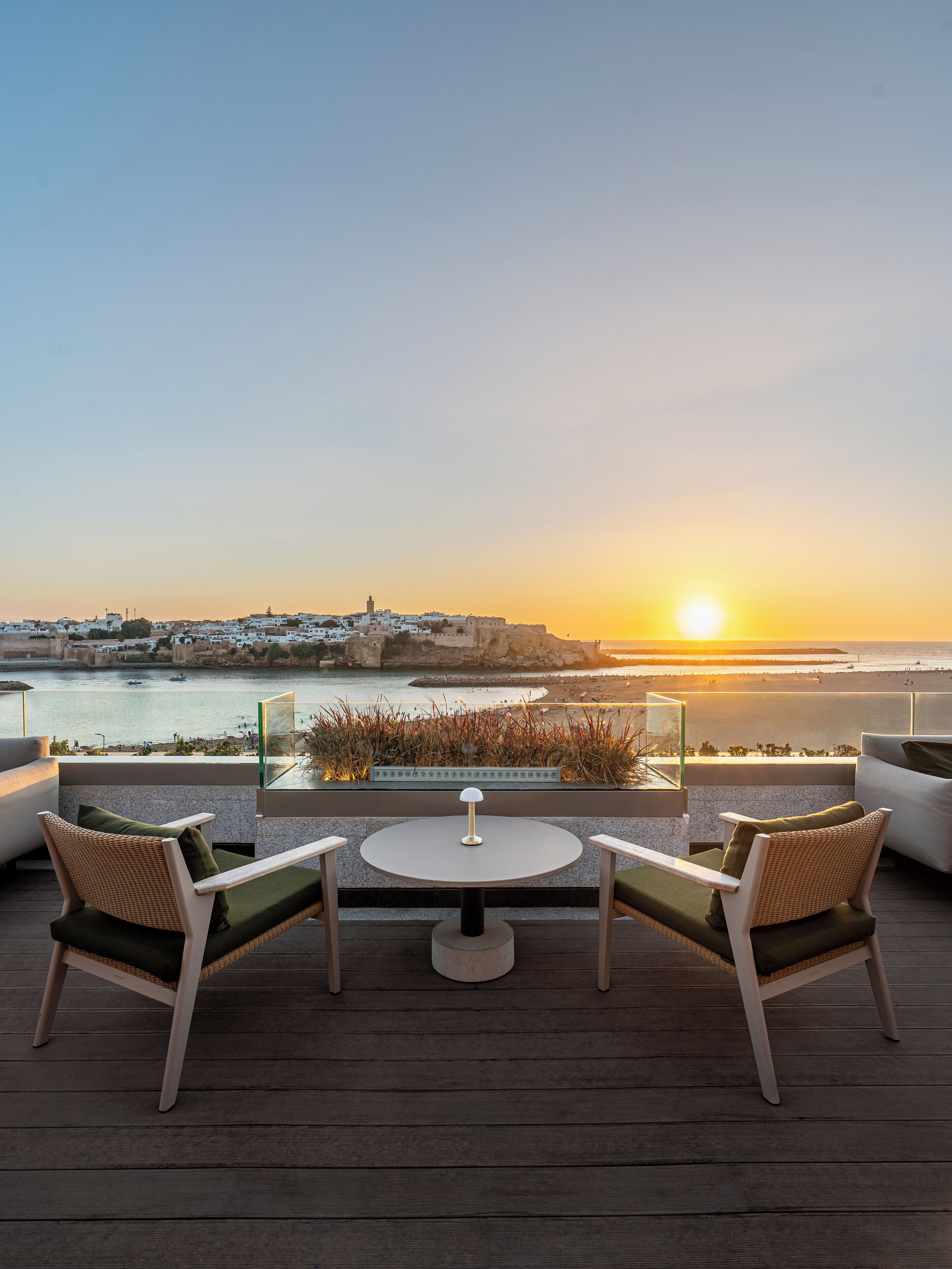 4 restaurants, breakfast, lunch, dinner served; Moroccan cuisine 