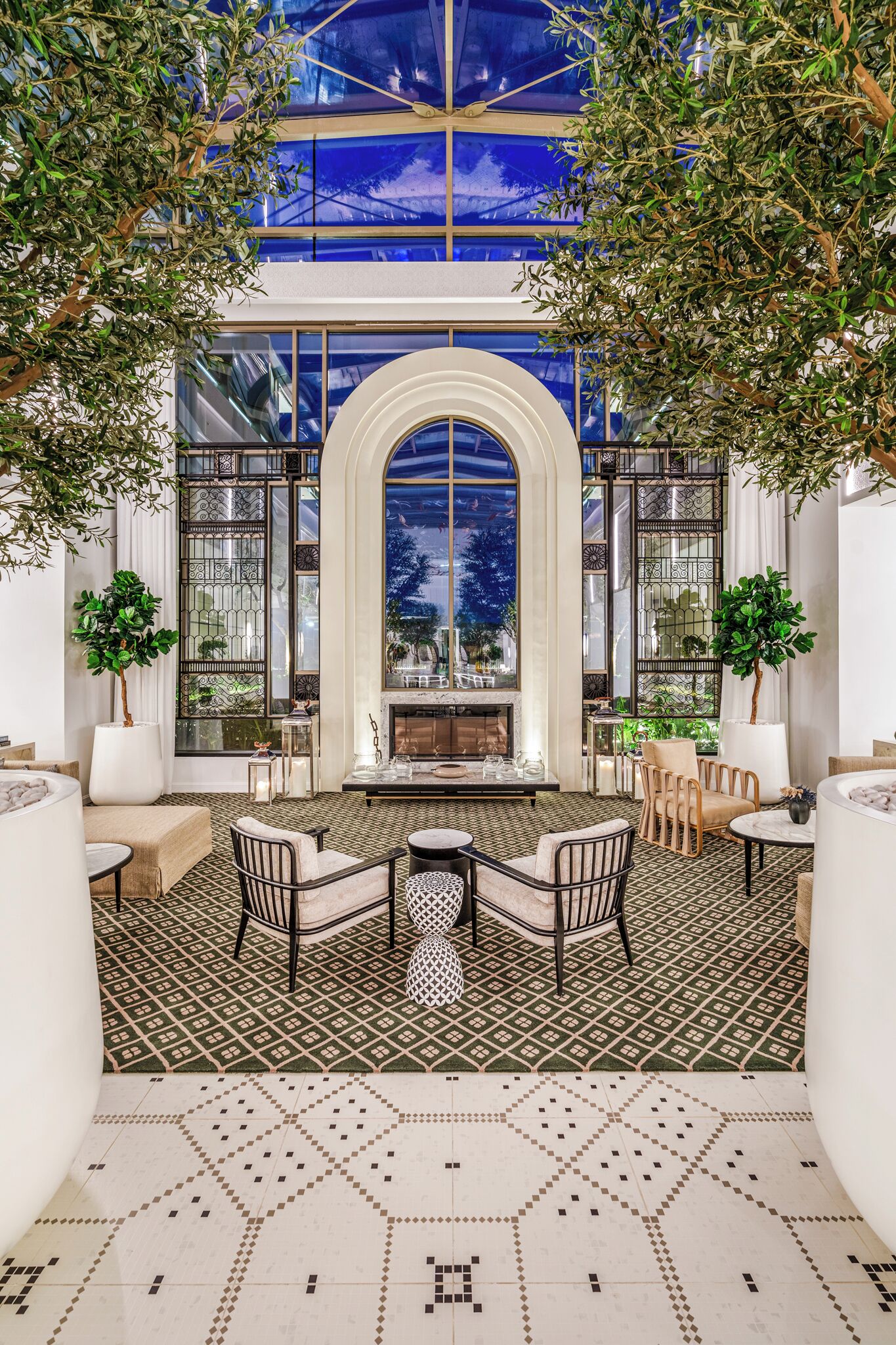 4 restaurants, breakfast, lunch, dinner served; Moroccan cuisine 