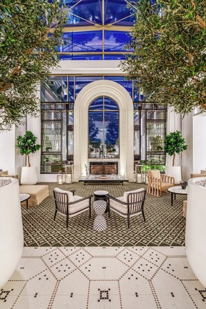 4 restaurants, breakfast, lunch, dinner served; Moroccan cuisine