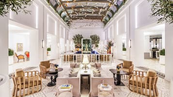 4 restaurantes, café da manhã, culinária marroquina