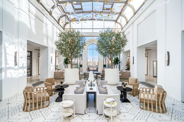 4 restaurants servant le petit déjeuner, spécialités Cuisine marocaine