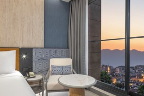 Habitación clásica, 1 cama matrimonial | Sábanas italianas Frette, ropa de cama de alta calidad y edredón 
