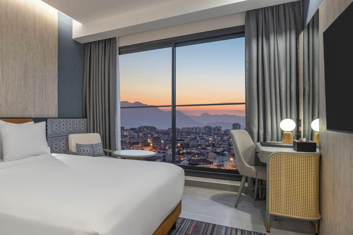 Classic Room, 1 Double Bed | Frette Italian sheets, premium bedding, down comforters