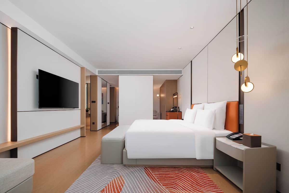 Chambre Deluxe, 1 très grand lit et 1 canapé-lit