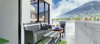 OYO 94674 Guesthouse Sabar Makmur