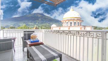 Coin salon dans le hall