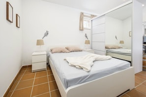 1 bedroom, internet