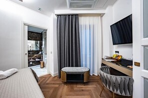 Comfort Double Room, Balcony, Courtyard View | In-room safe, blackout drapes, soundproofing, iron/ironing board