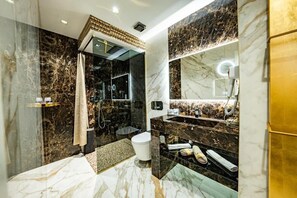 Comfort Double Room, Balcony, Courtyard View | Bathroom | Shower, hair dryer, slippers, towels