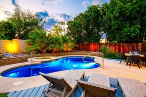 A heated pool - 20% Off April 23-26! Perfect For Families Pool/Spa (Palm Springs)
