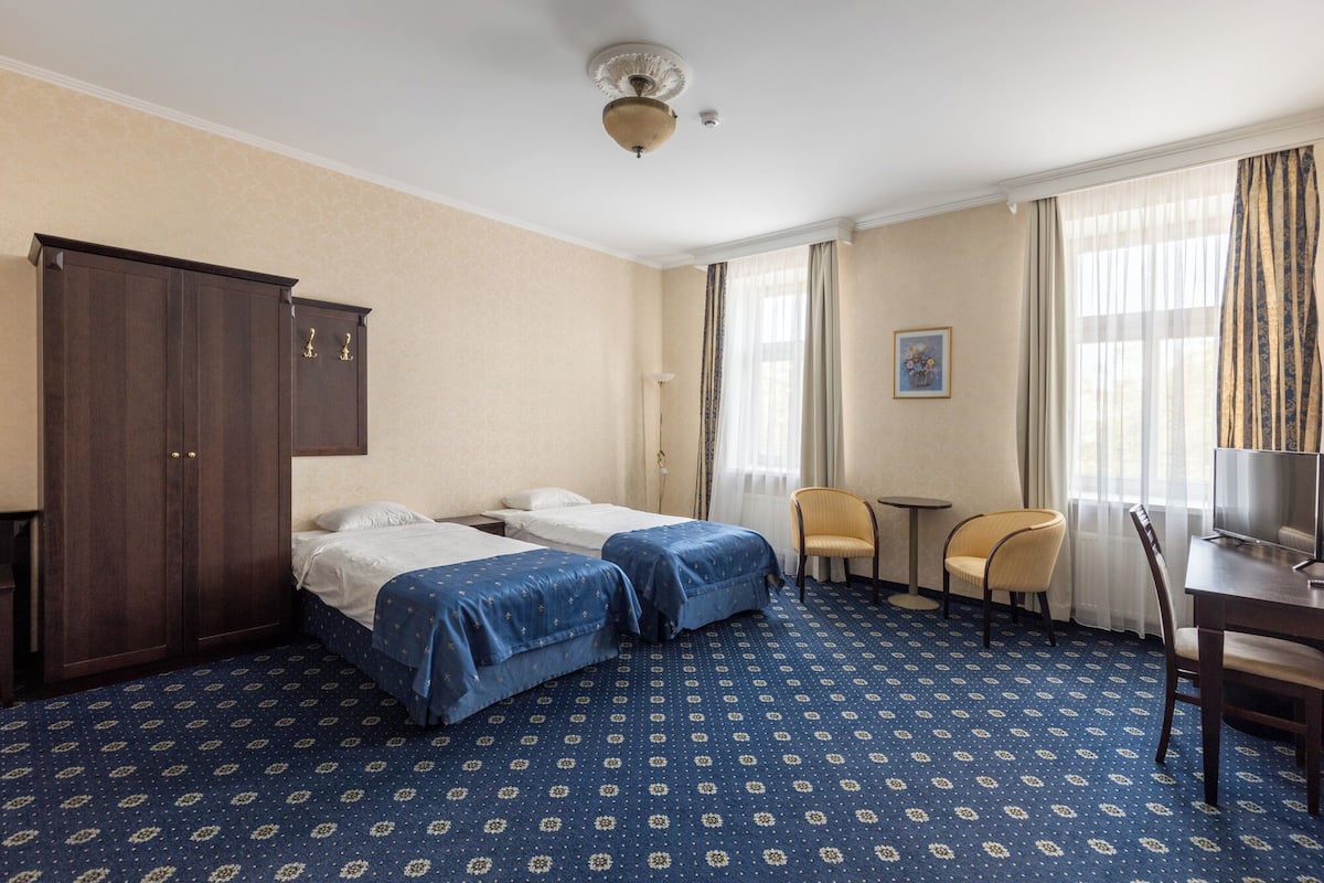 Family Quadruple Room | Iron/ironing board, free WiFi