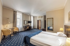 Superior Double Room | Iron/ironing board, free WiFi