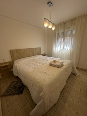 2 soverom, strykejern/-brett, wi-fi og sengetøy