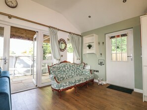 Living area - Little Nest (Alton)