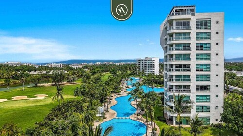 Stylish 2 BR Condo - Pools - Golf - Vidanta Membership