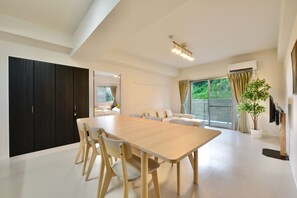 Standard Apartment, Balcony (302) | Desk, laptop workspace, free WiFi