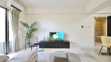 Apartamento standard, sacada (502) | Escrivaninha, espaço de trabalho para notebook, Wi-Fi de cortesia