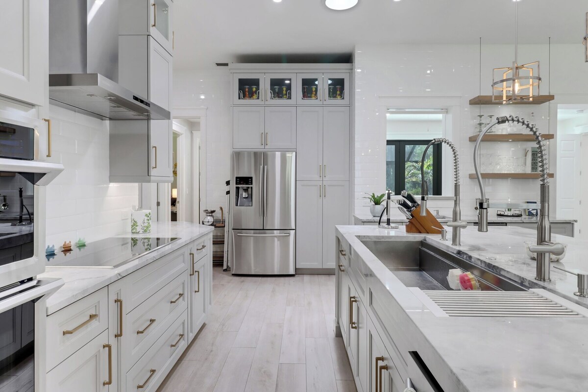 Photo 8 of Heron House at Logan Woods. Bright & spacious fully renovated home with pool!