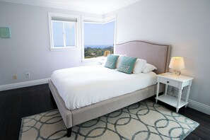 5 bedrooms, desk, iron/ironing board, free WiFi