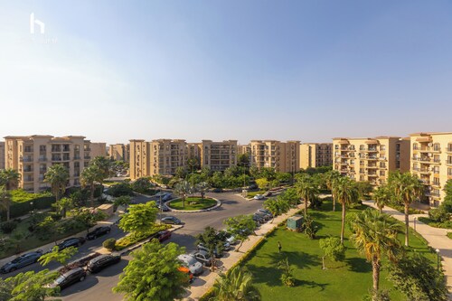 Grand Stay Apartment in Rehab City