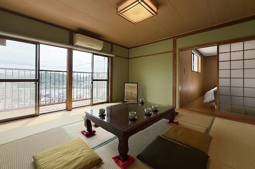 Panoramic House, Balcony, Hill View