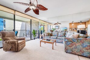 Smart TV, stereo - Ocean-View Retreat w/ Lanai, Pool, Hot Tub & Beach Access (Kihei)