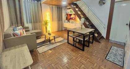 Bloomstone Urban Chill Cabin