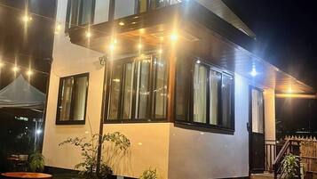 Cabin, 1 Bedroom, Smoking, Garden View | Front of property