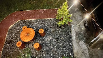 Cabaña, 1 habitación, para fumadores, vista al jardín | Terraza o patio