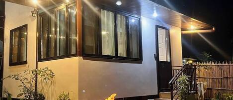 Cabin, 1 Bedroom, Smoking, Garden View | Terrace/patio