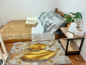 Cabin, 1 Bedroom, Smoking, Garden View | 1 bedroom