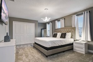 9 bedrooms, iron/ironing board, travel cot, free WiFi