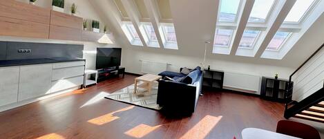 Appartement Luxe, véranda, vue ville | Bain à remous privé