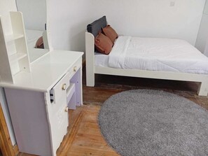 2 camere, ferro/asse da stiro, Wi-Fi, lenzuola