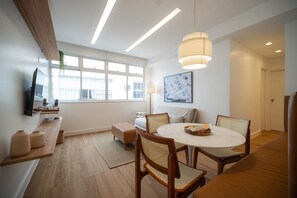 Interior - Leblon | 5min to Beach & Perfect Location (Rio de Janeiro)