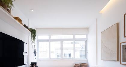 Impeccable apartment in a great location in Leblon