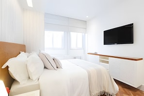 2 quartos, acesso à internet, roupa de cama