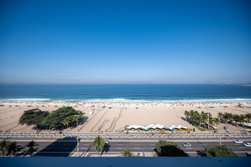 Copacabana – Av. Atlântica | Sea View & 3 Suites