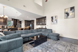 Smart TV, fireplace, table tennis