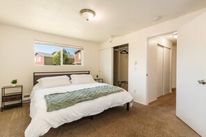 1 chambre, fer et planche à repasser, Wi-Fi gratuit, draps fournis