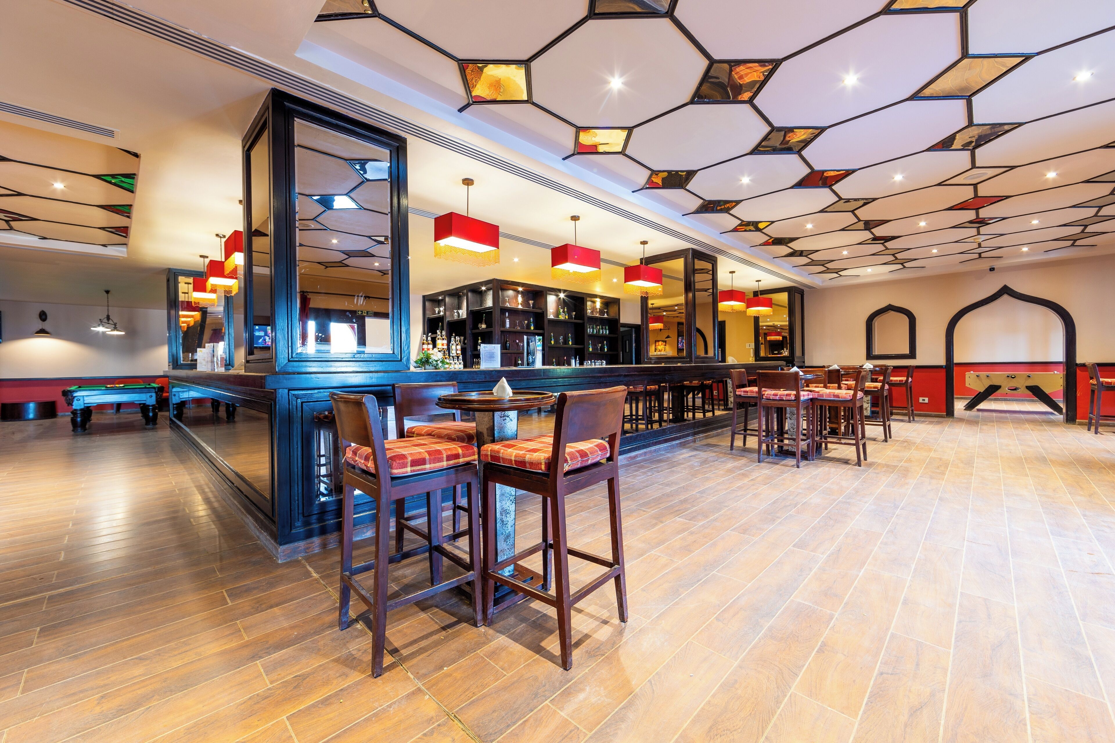 8 bars, bar de plage