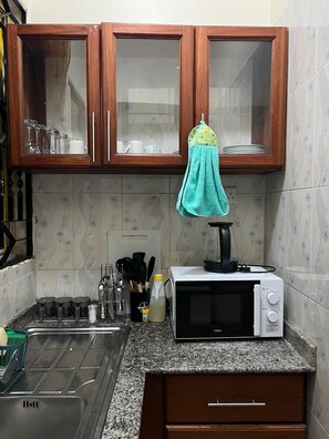 Microwave, stovetop