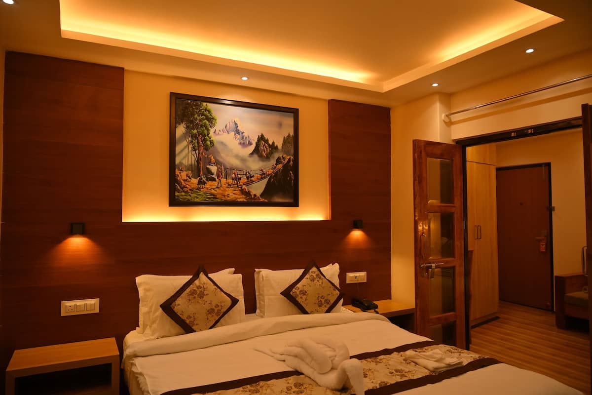 Family Triple Room | Free WiFi, bed sheets