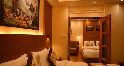 Hotel Golden Potala