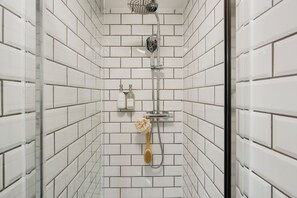 Comfort Studio | Bathroom