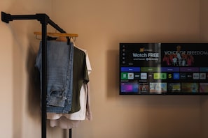 Club Studio | In-room safe, iron/ironing board