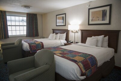 Charles River Inn