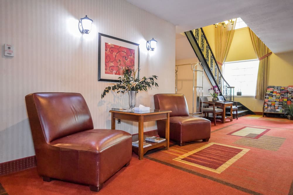 Charles River Inn