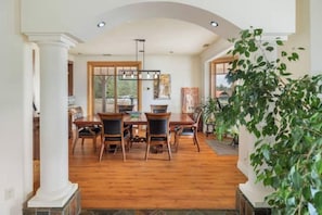 تناول الطعام