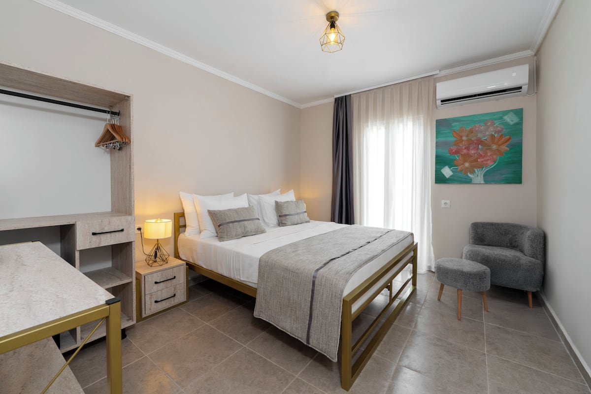 Quarto standard, sacada, vista para o jardim | Wi-Fi de cortesia